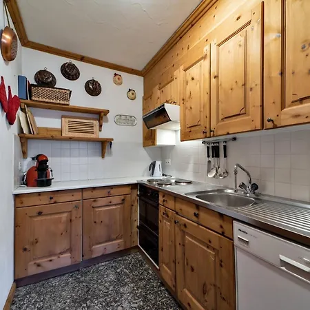 Chesa Pradash - Celerina Apartment *